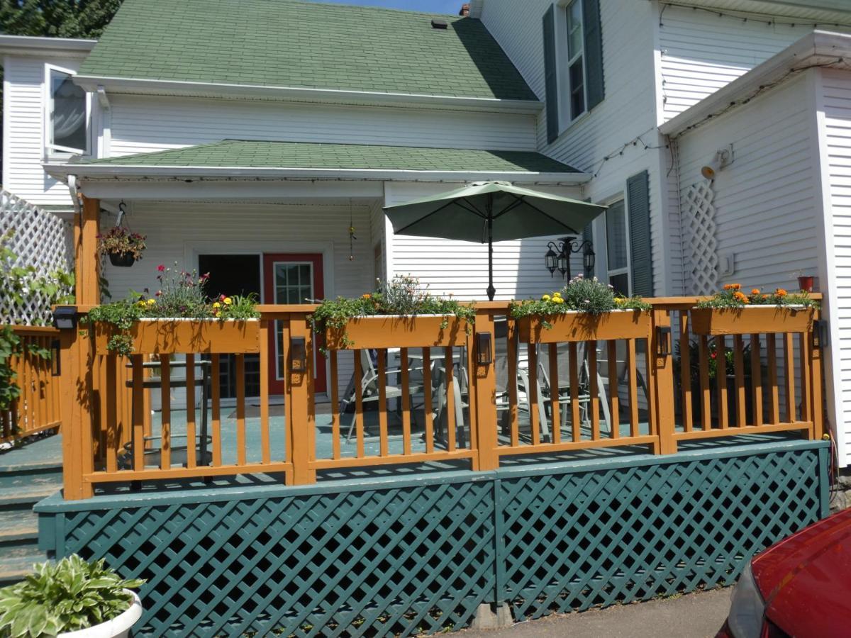 Lacasa Enshediac Bed & Breakfast Bagian luar foto